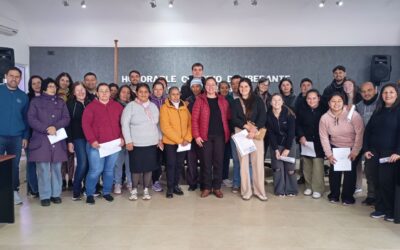 Pese a la crisis, «nuestra gente siempre está pensando en positivo», valoró Vanina Perini tras la entrega de aportes a emprendedores