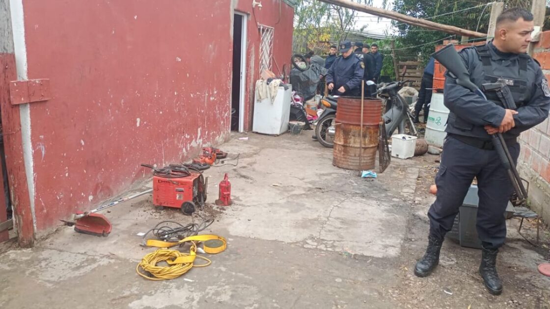 Allanamiento en Mocoretá: Recuperaron herramientas que habrían sido robadas a una familia en colonia San Andrés - VDRnet