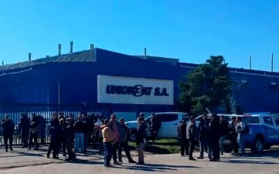 Crisis económica: Fábrica de baterías despidió a un centenar de trabajadores en Entre Ríos