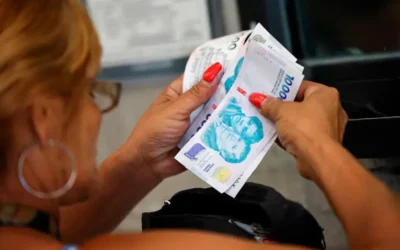 El aguinaldo cambia de destino: cada vez más argentinos lo usan para pagar deudas