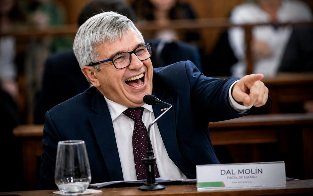 Indignante: Antes de que se apruebe la reforma previsional, a la cual apoya y votará, el senador Rubén Dal Molín inició su trámite jubilatorio