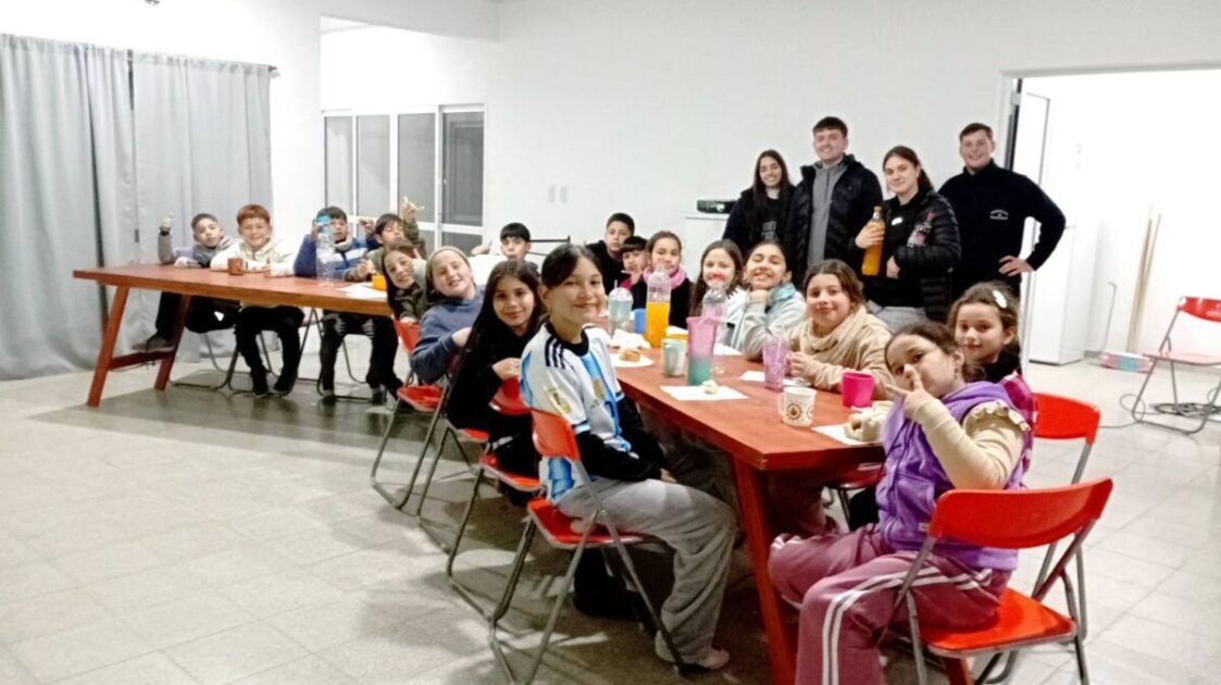 En el inicio de vacaciones de invierno, se realizó una "pijamada infantil" e inscriben para la segunda - VDRnet
