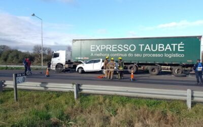 Una cámara registró el impactante choque fatal en la Autovía 14, donde murieron una mujer y un adolescente: Identificaron a las víctimas