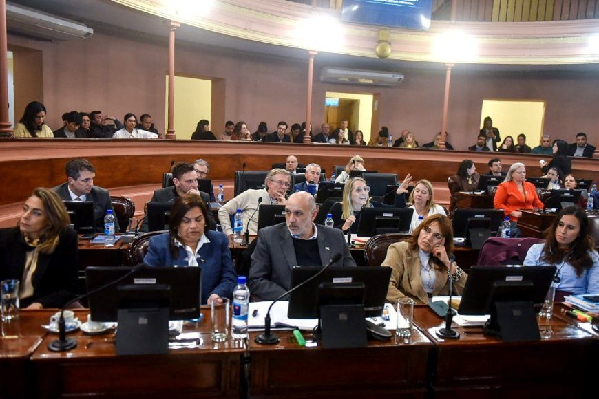 “No compartimos la lógica del ajuste”: el bloque peronista votó en contra de la ley de reforma previsional
