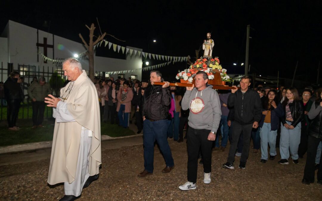 Con procesión y misa, los fieles celebraron el Día de San Cayetano en Villa del Rosario