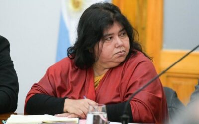 Senadora del PJ que había votado a favor de la disolución del IOSPER y la reforma previsional rompió con Más para Entre Ríos y formó un monobloque