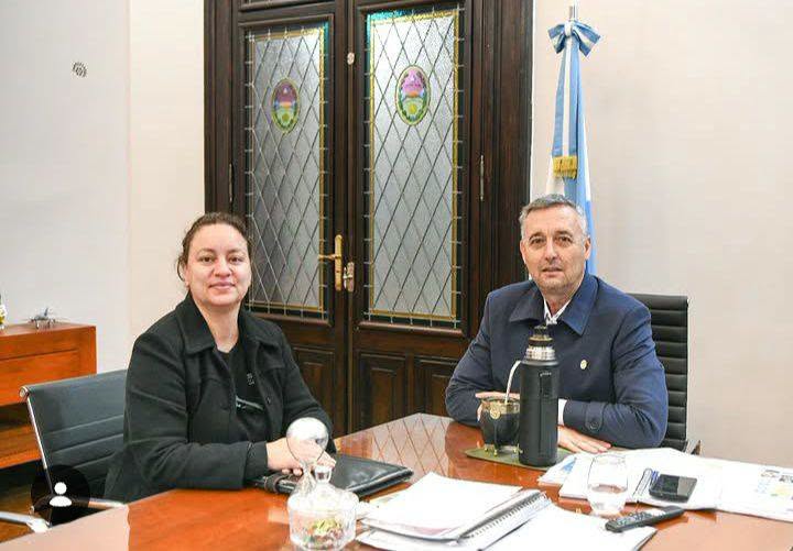 Vanina Perini se reunió con Hein y valoró «la importancia del vínculo institucional»