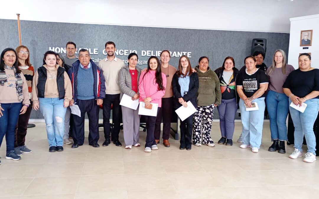 Estímulo Laboral: El Gobierno de Villa del Rosario entregó aportes reintegrables a emprendedores locales