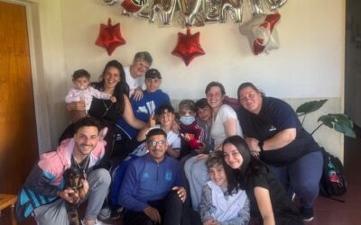 ¡Una gran noticia!: Tras el accidente, Juanse regresó a Villa del Rosario y recibió un emotivo recibimiento