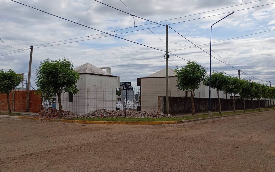 Avanzan obras en el cementerio municipal de Villa del Rosario