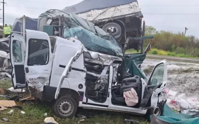 Un joven, su madre y un chofer municipal murieron en el choque fatal de Ruta 39: viajaban hacia Paraná